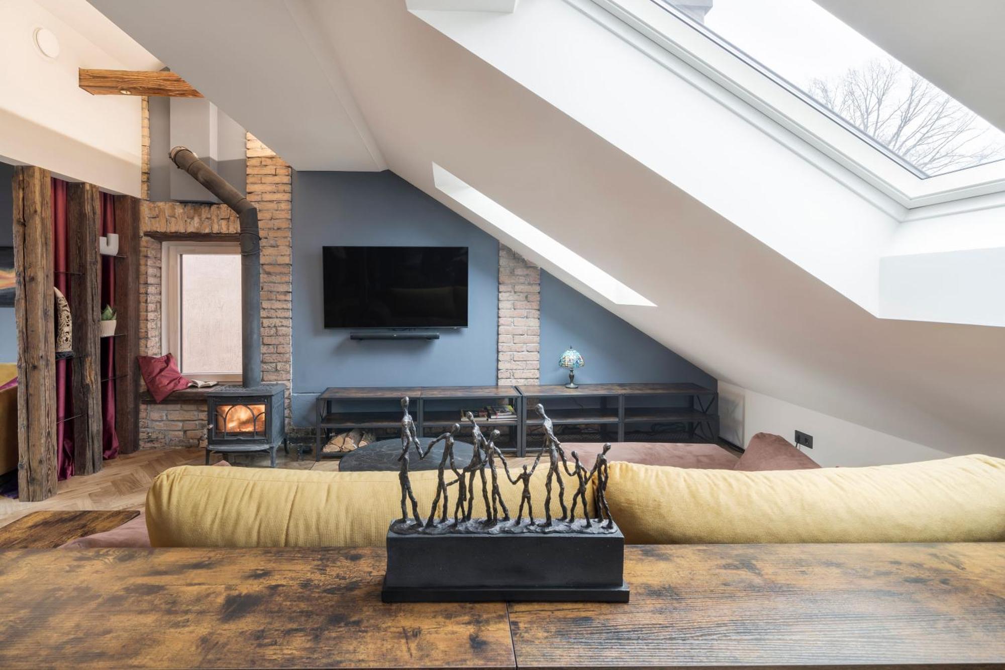 דירות וילנה Cozy Penthouse מראה חיצוני תמונה